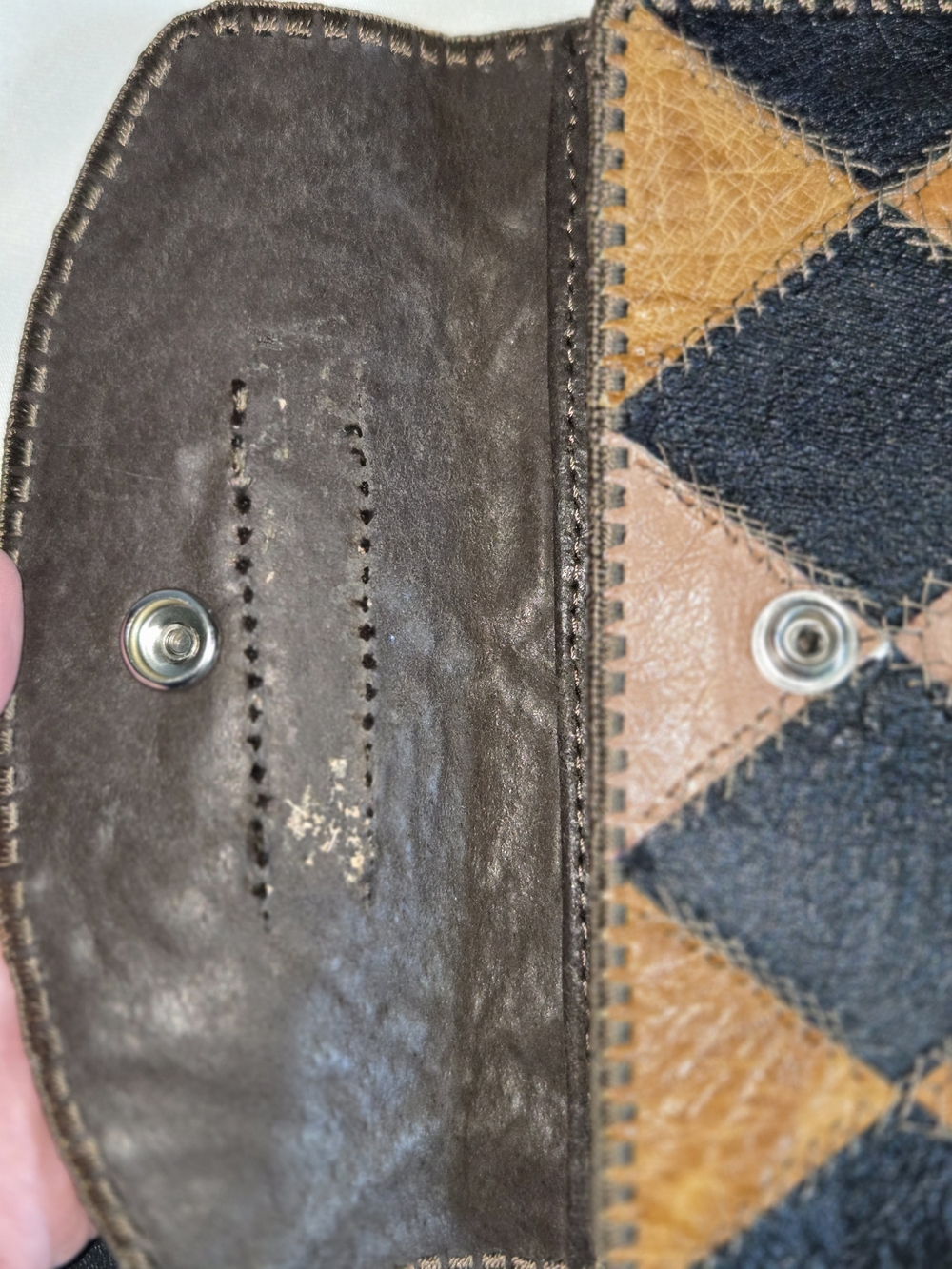 Genuine Leather Vintage Patchwork Wallet in Black and Brown - Picture 2 of 6